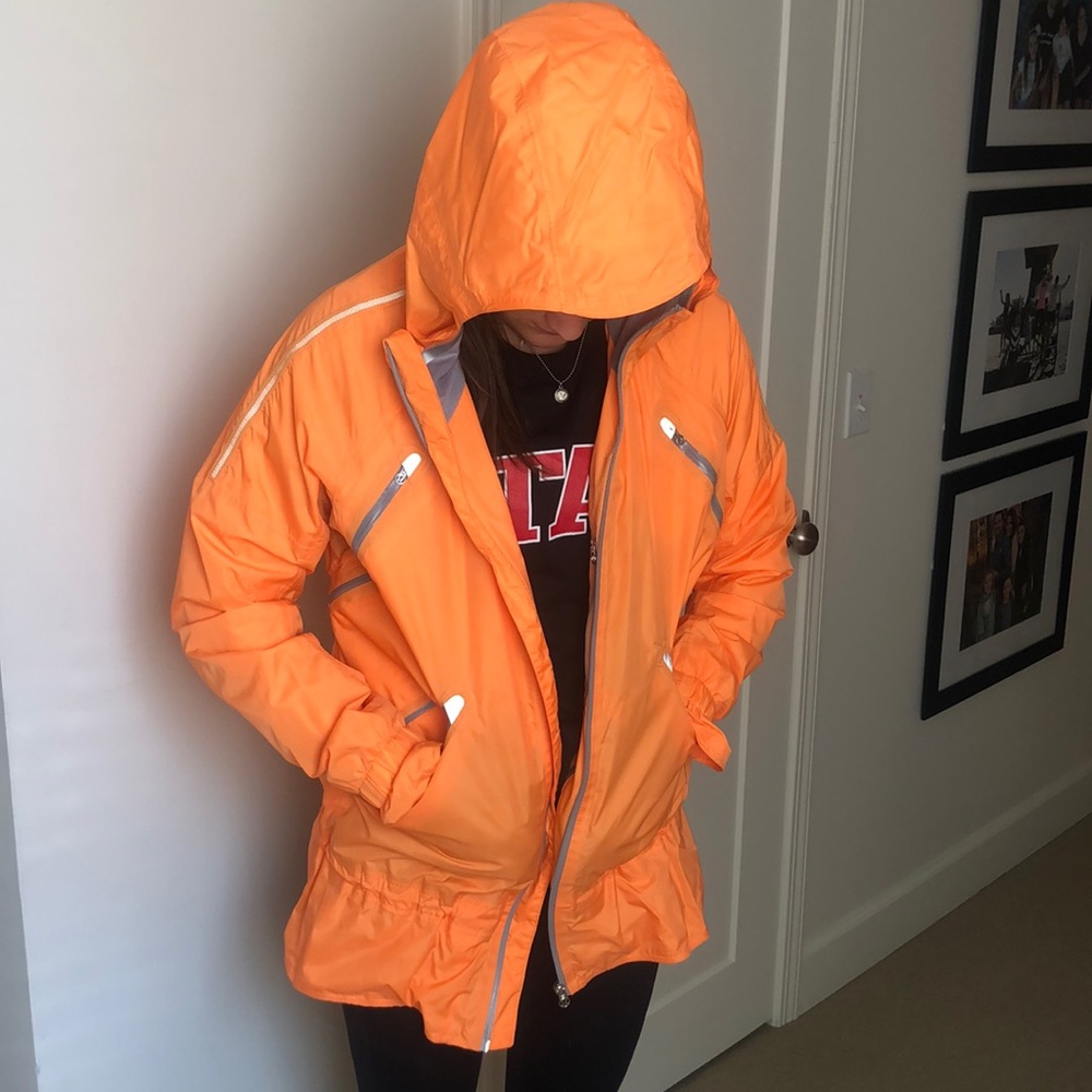 Lululemon Waterproof coat size medium